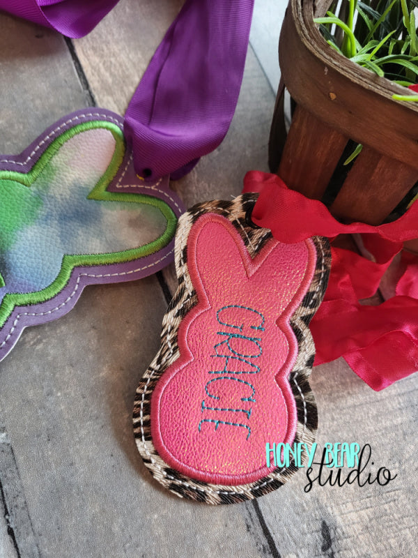 Bunny Shape Applique Taggie, luggage, basket, gift tags, eyelet for 4x ...