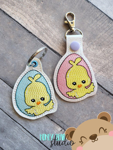 Adorable Chick in Egg Peeking Sketch Snap Tab, Eyelet SET DIGITAL DOWNLOAD embroidery file ITH In the Hoop 0422