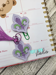 Fleur de Lis Chenille-type feltie SET, feltie, charm or zipper pull eyelet for 4x4  DIGITAL DOWNLOAD embroidery file ITH In the Hoop 0123