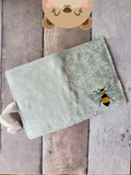 Bee Cover for Mini Composition Book 5x7 DIGITAL DOWNLOAD embroidery file ITH In the Hoop 0321